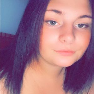 Meet your Posher, Hailey